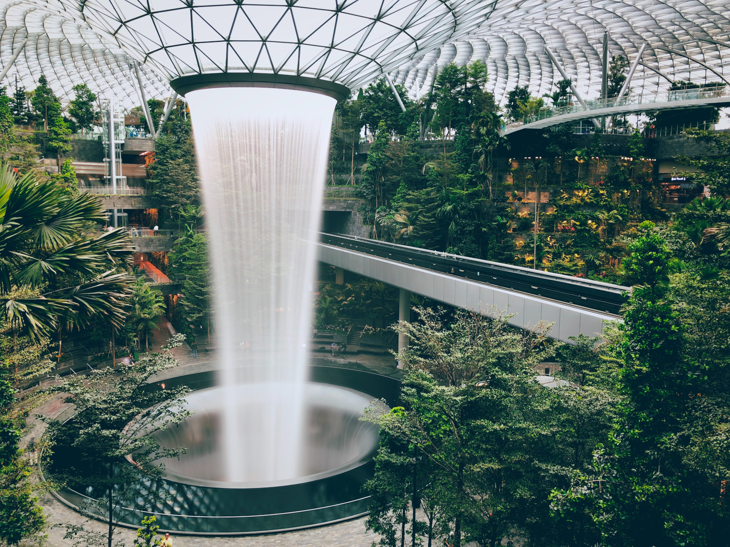 singapore-waterfall-garden